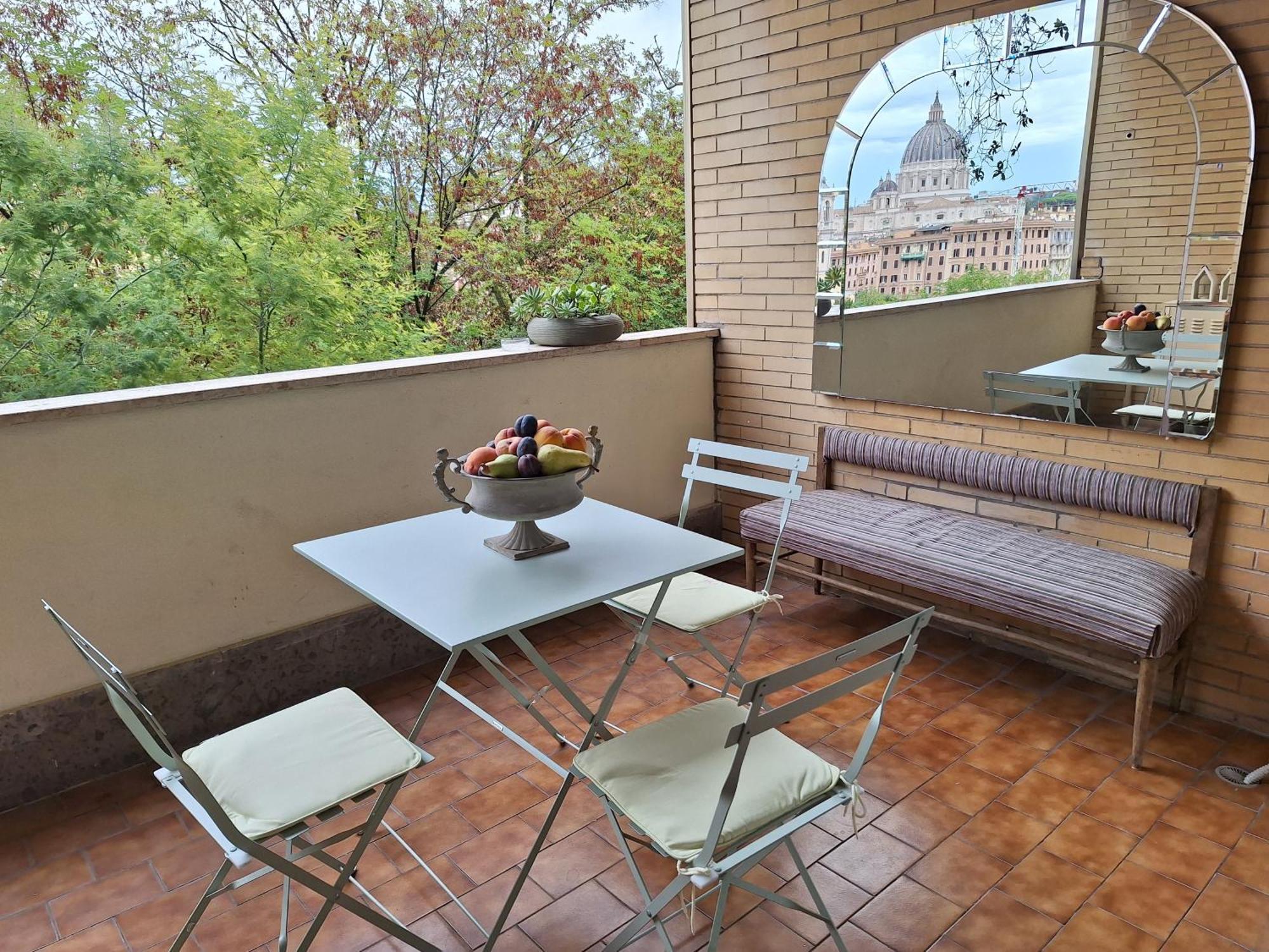 רומא Delmirani'S Book Apartments - Vatican View מראה חיצוני תמונה